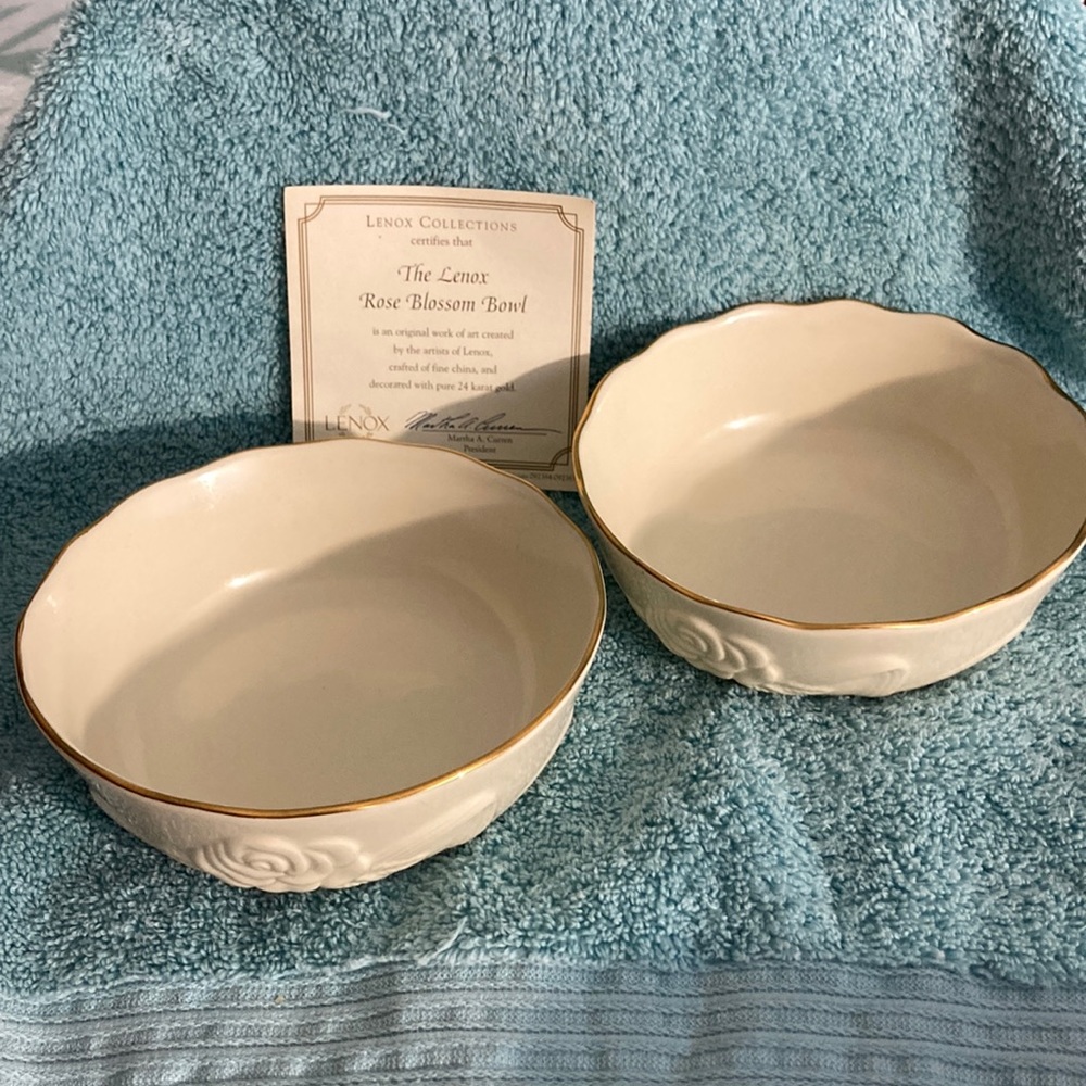 The Lenox RoseBlossom Bowl Set by Lenox Collection. Pure 24 Karat Gold Rims.